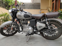 Gunmetal Grey Royal Enfield Classic Gunmetal Grey