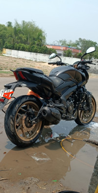 Matt Black Bajaj Dominar 400