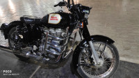 Black Royal Enfield Classic 350