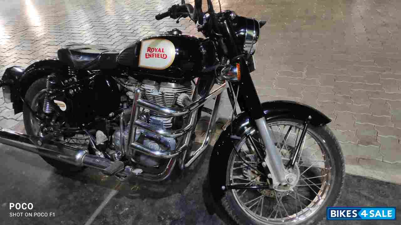 Black Royal Enfield Classic 350