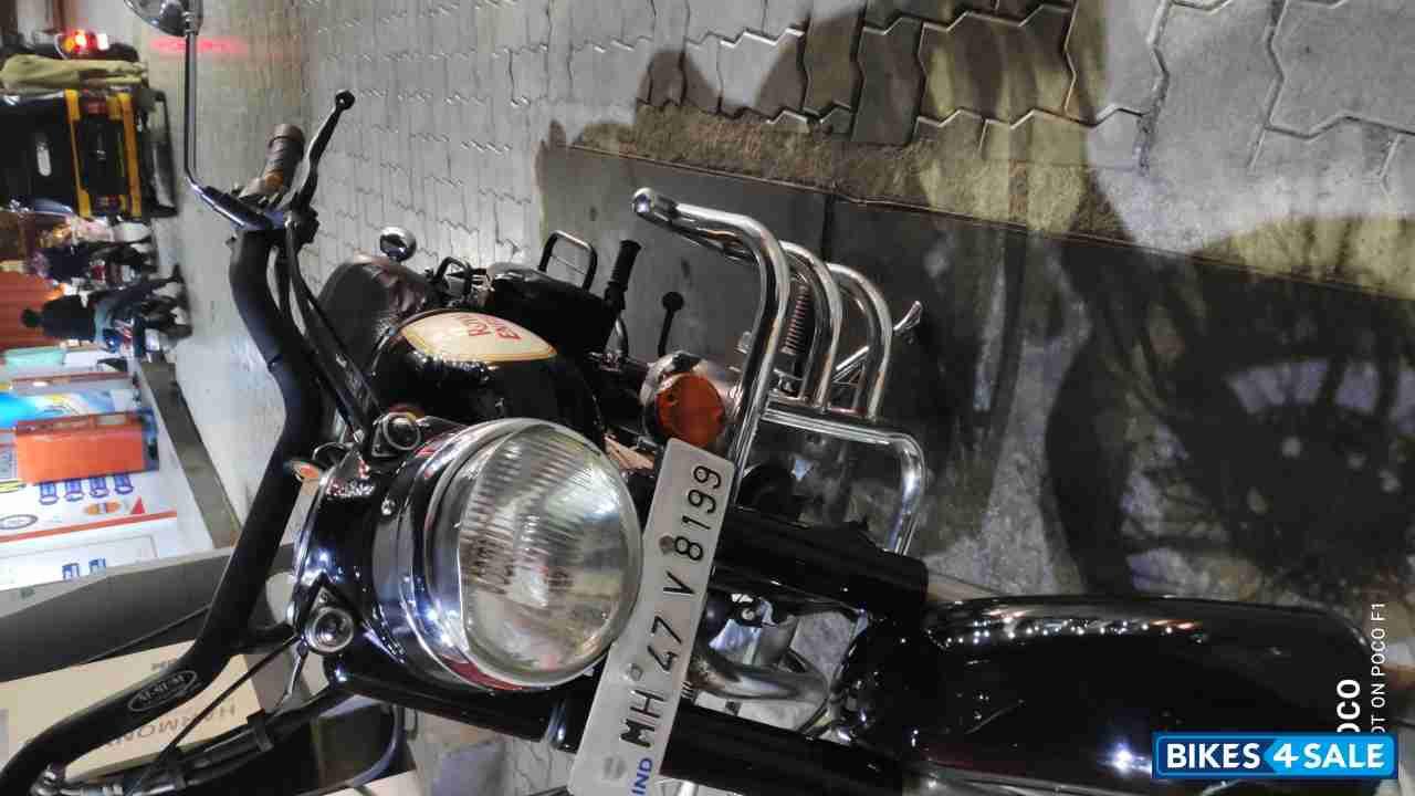Black Royal Enfield Classic 350