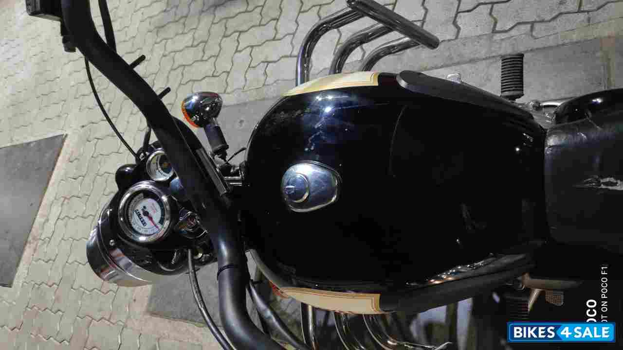 Black Royal Enfield Classic 350