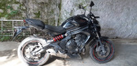 Black Kawasaki ER-6n