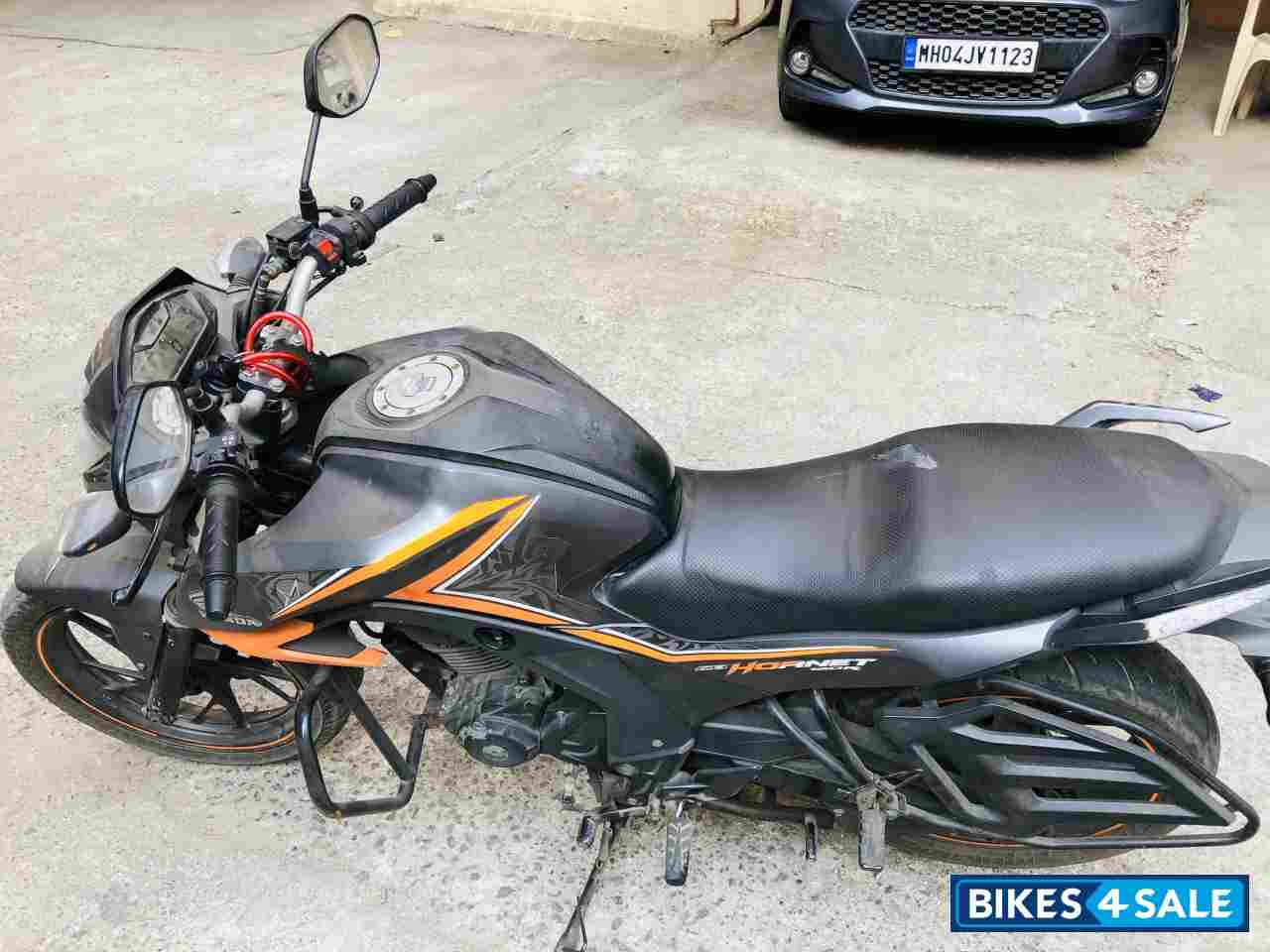 Mars Orange Honda CB Hornet 160R ABS