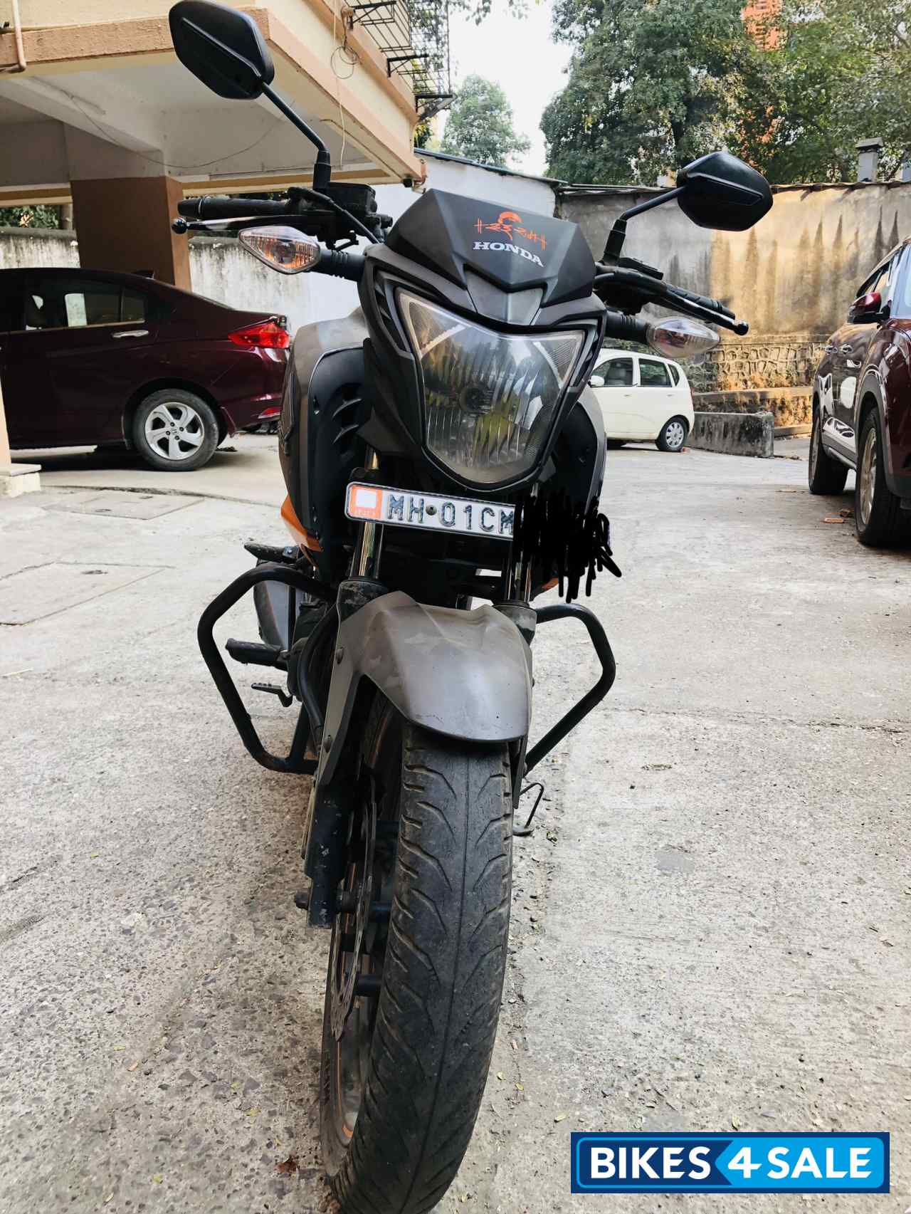 Mars Orange Honda CB Hornet 160R ABS