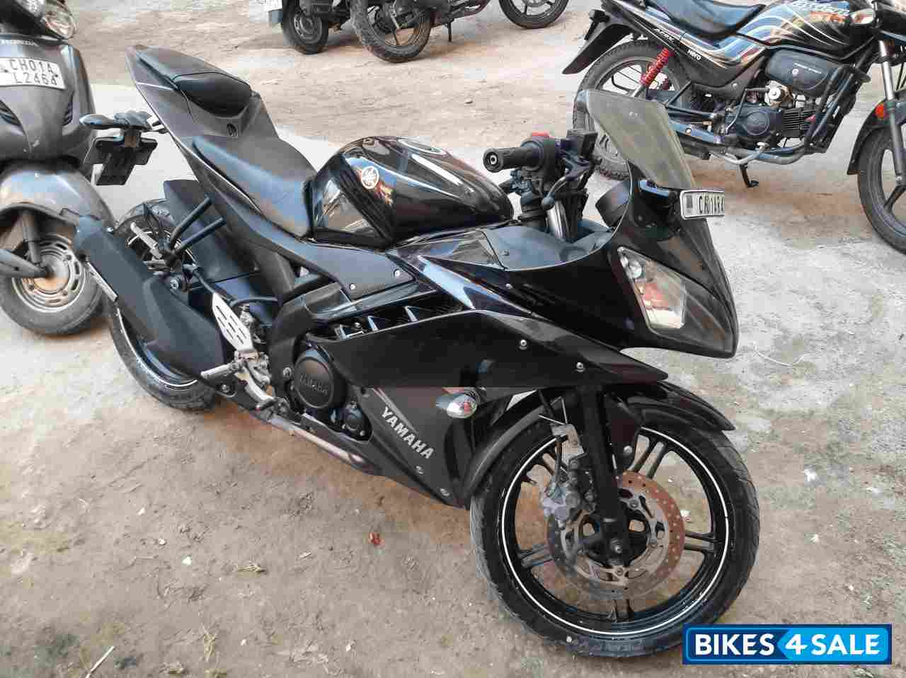 Yamaha YZF R15 V2