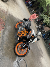 KTM Duke 390
