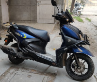 Blue & Black Yamaha Ray ZR 125 Fi Hybrid Disc