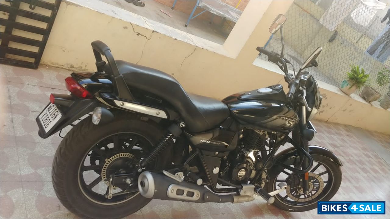 Bajaj Avenger Street 160 BS6