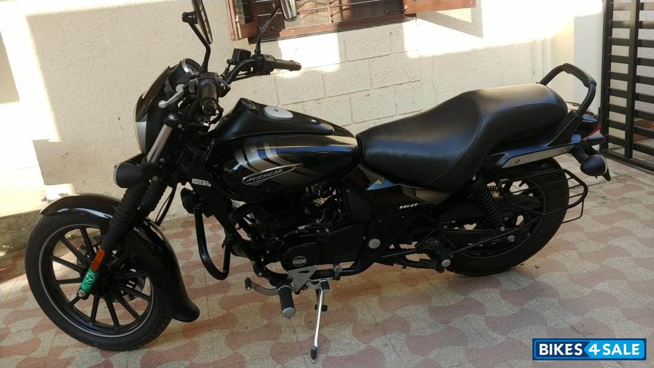 Bajaj Avenger Street 160 BS6 Bajaj Avenger Street 160 BS6