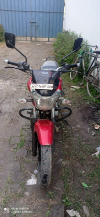 Bajaj V15
