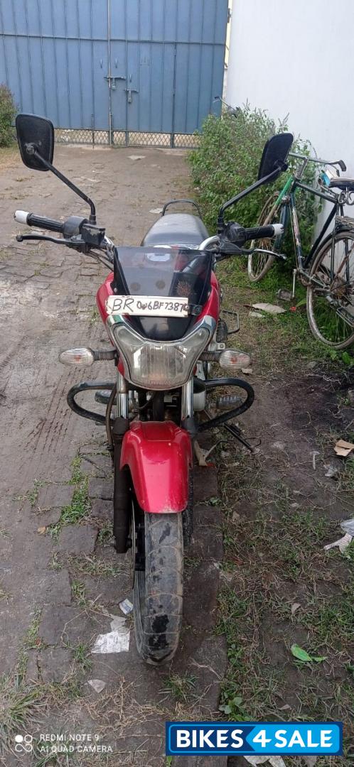 Bajaj V15