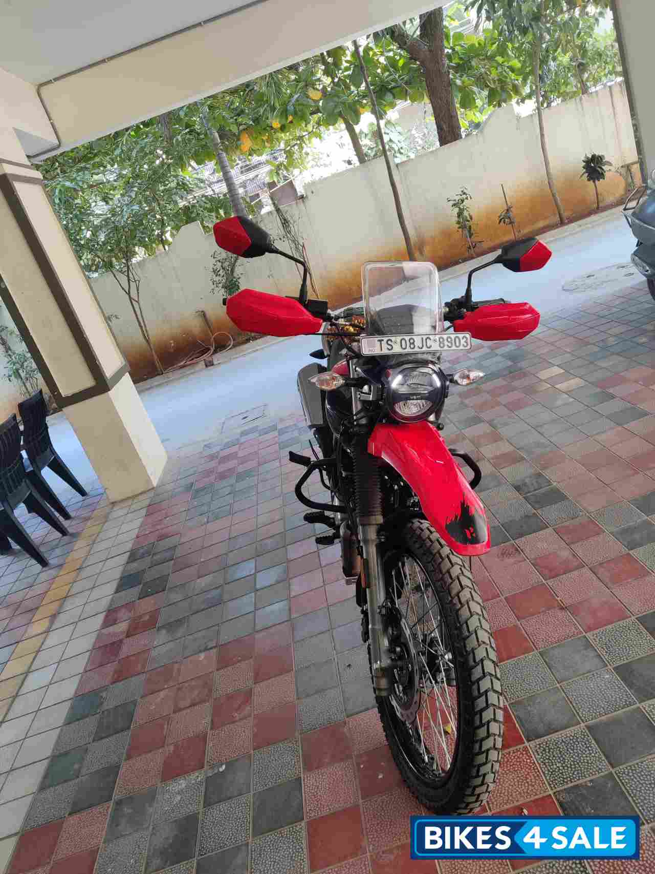 Red And Black Hero Xpulse 200 4V