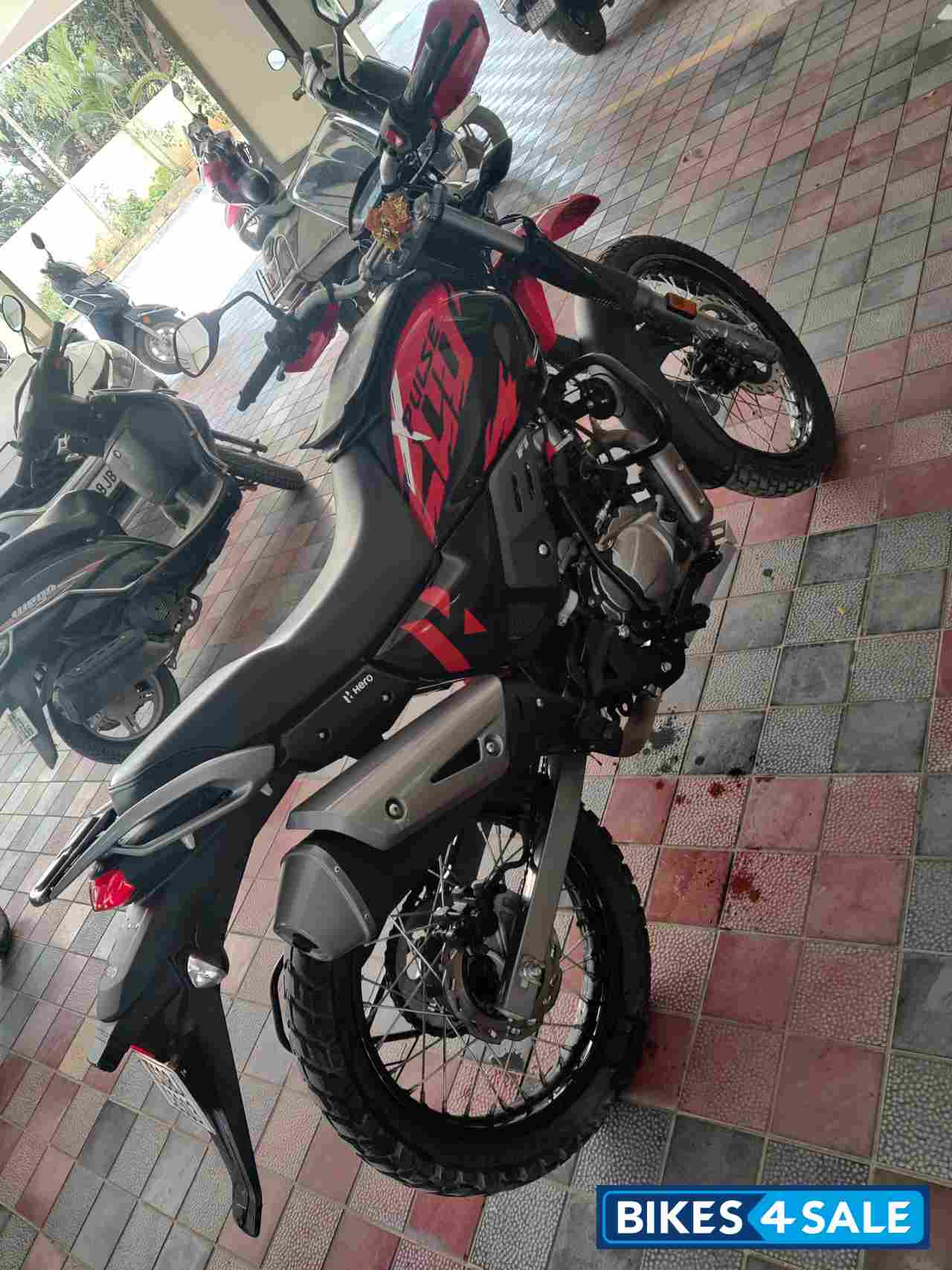 Red And Black Hero Xpulse 200 4V