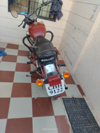 Maroon Royal Enfield Bullet Standard 350
