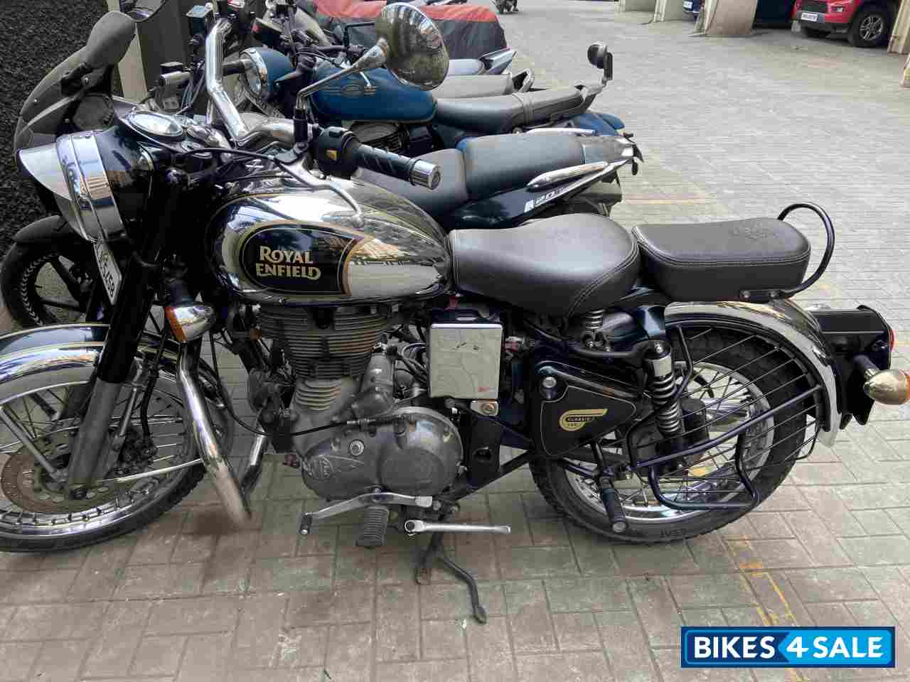 Chrome Black Royal Enfield Classic Chrome