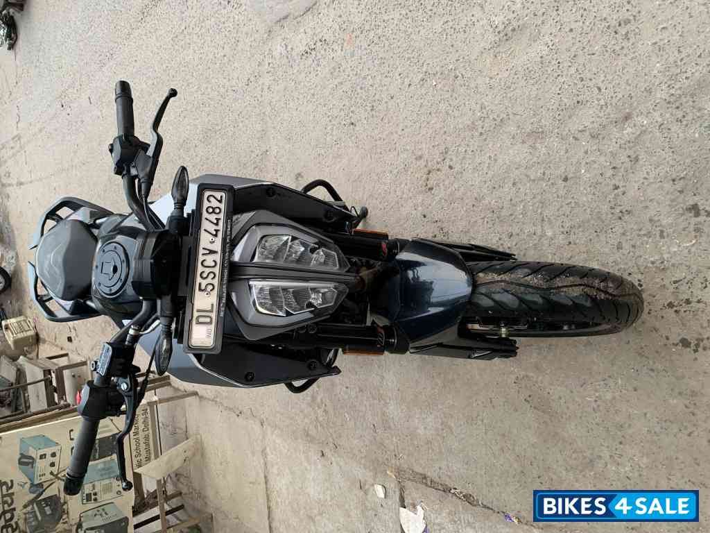 Silver Mettalic KTM Duke 250 2022