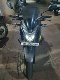 Green Honda CB Hornet 160R