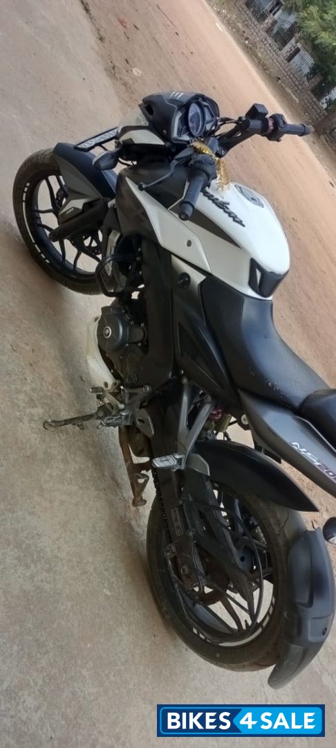 Bajaj Pulsar NS200