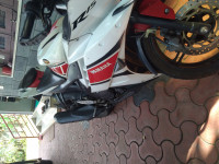 Yamaha YZF R15 V2
