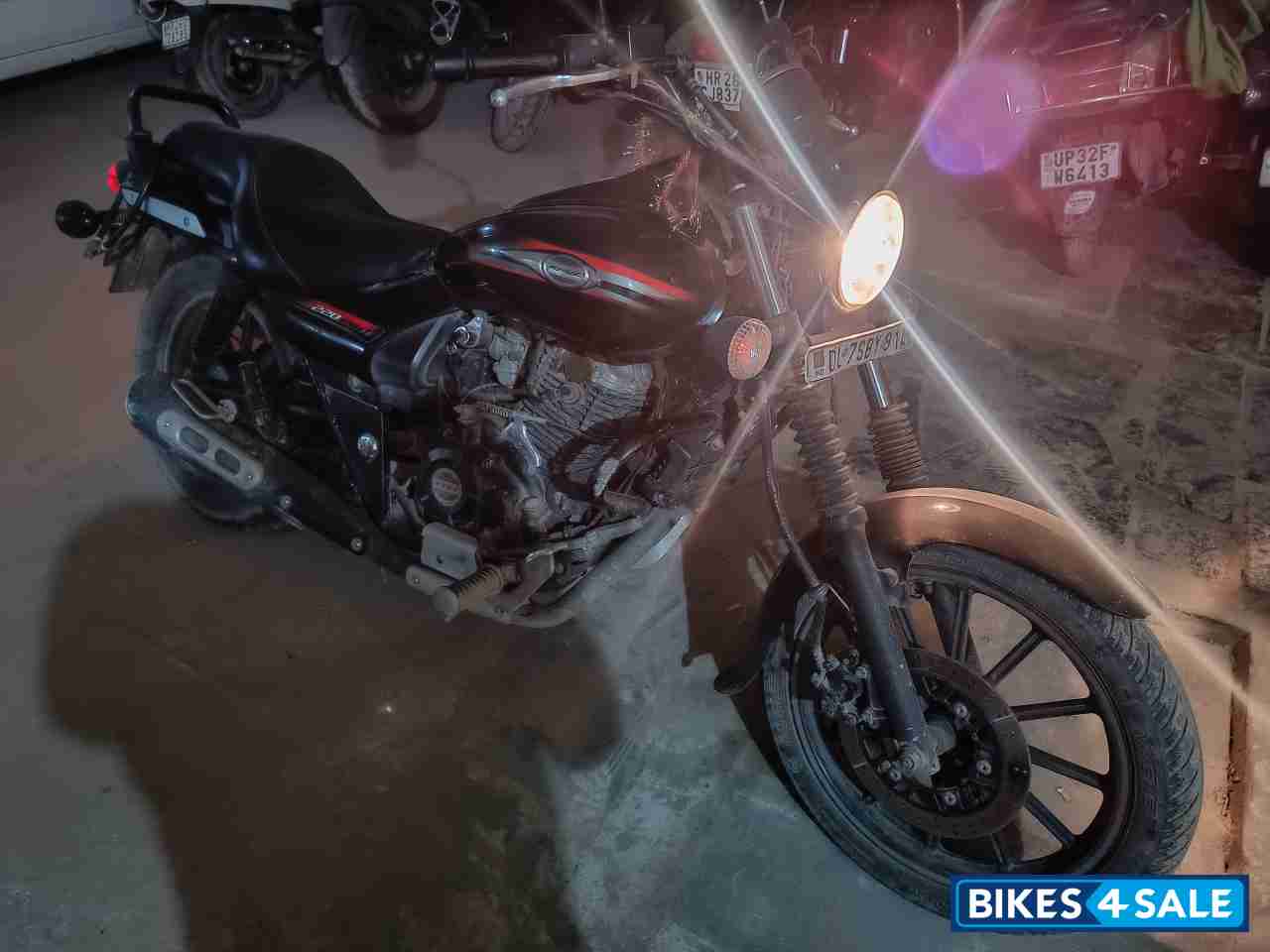 Bajaj Avenger Street 220