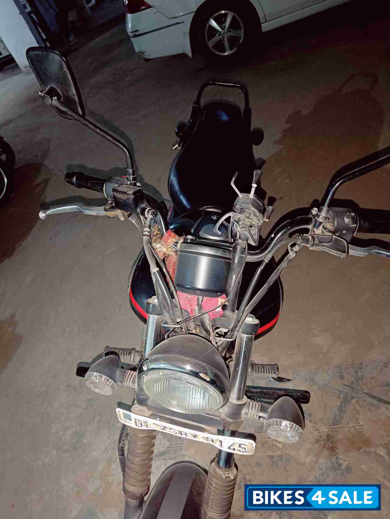 Bajaj Avenger Street 220