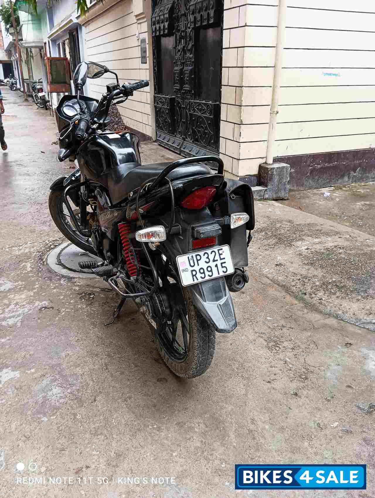 Black Suzuki SlingShot Plus Black Suzuki SlingShot Plus