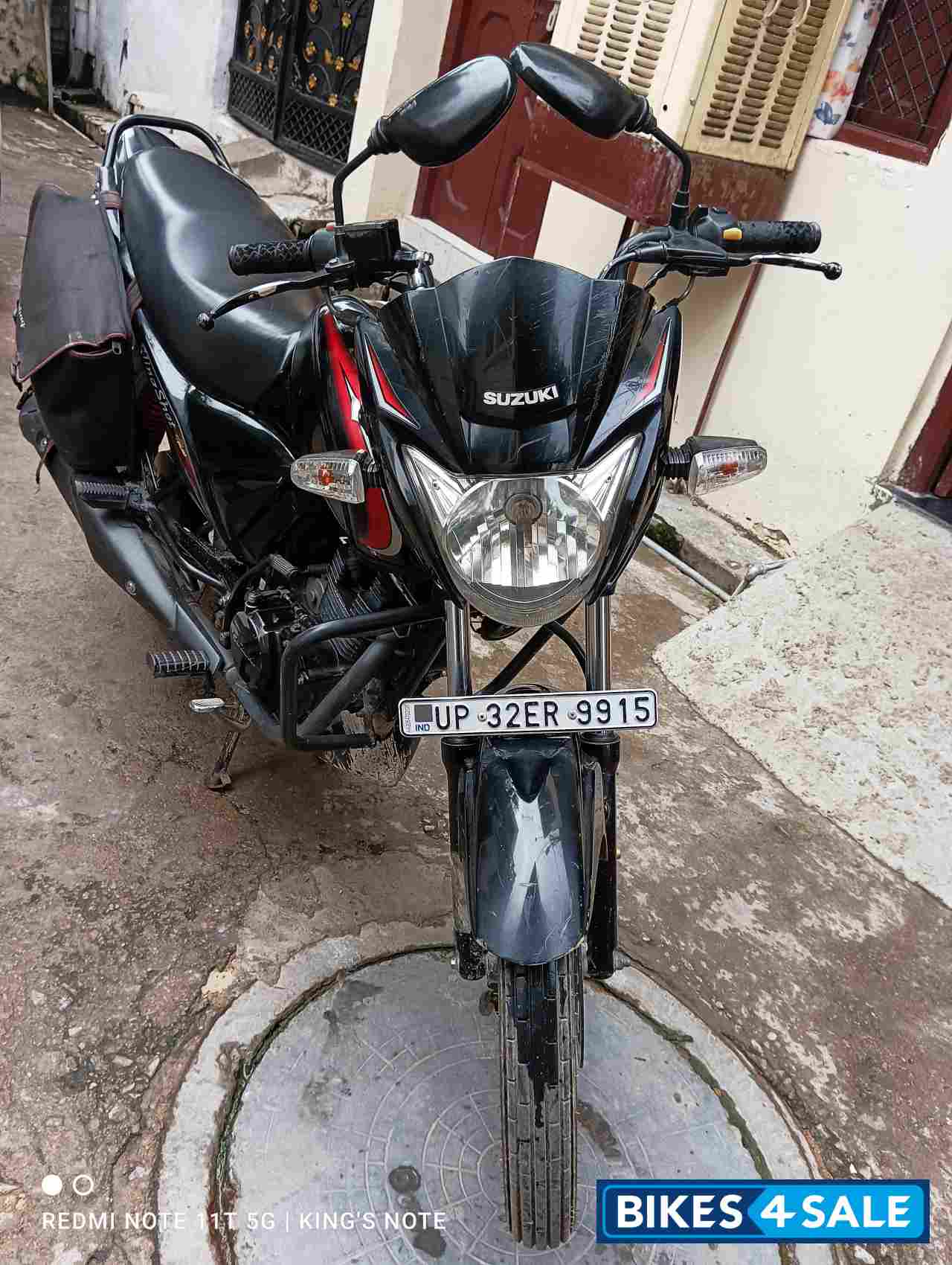 Black Suzuki SlingShot Plus Black Suzuki SlingShot Plus