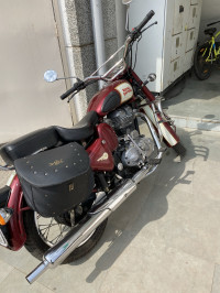Maroon Royal Enfield Classic 350