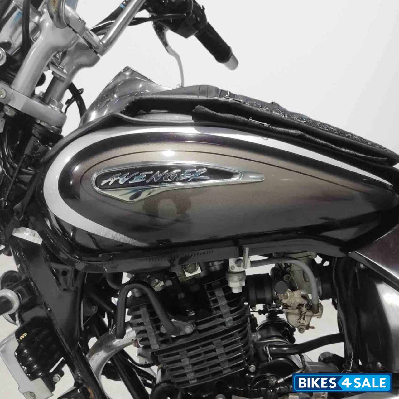 Bajaj Avenger Cruise 220