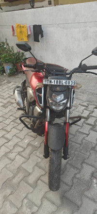 Red Yamaha FZ-S FI V3