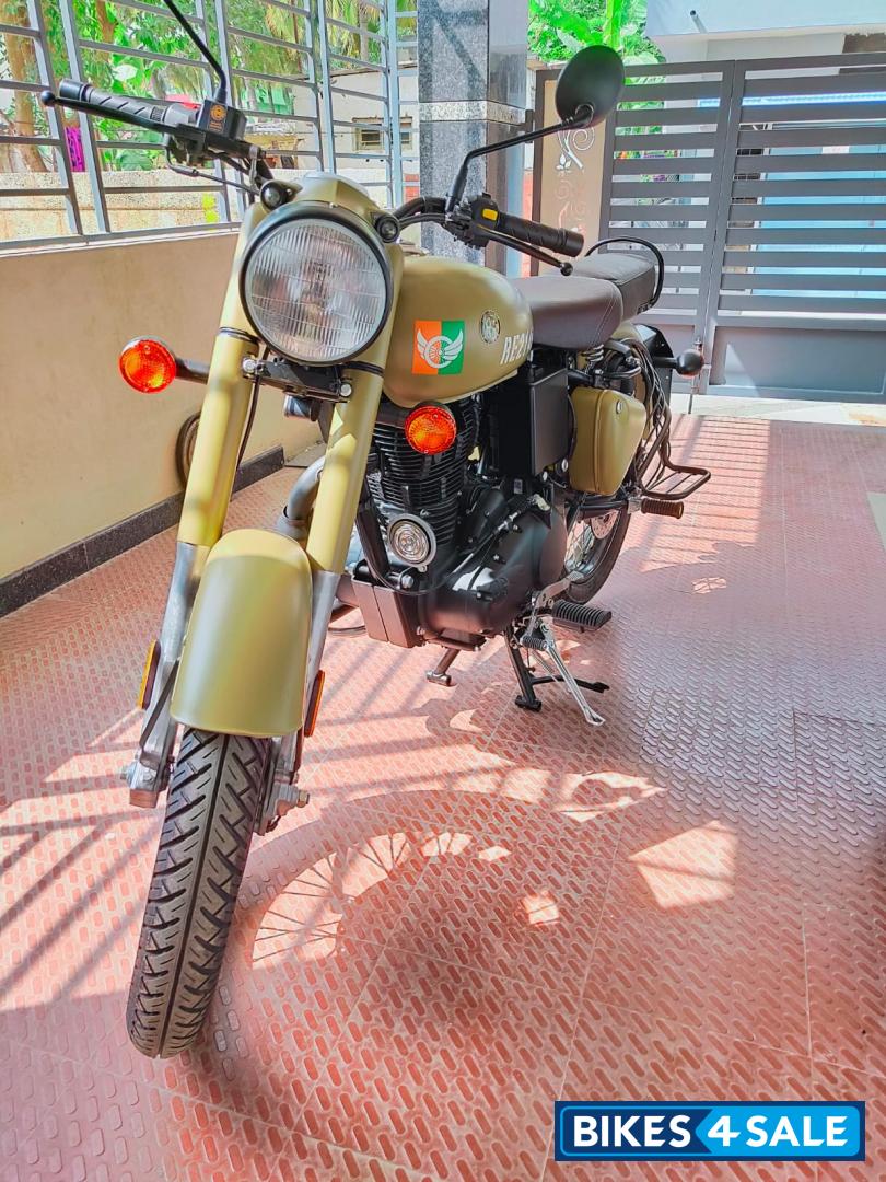 Sandstorm Royal Enfield Classic Signals Stormrider Sand