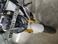 White BMW G 310 R