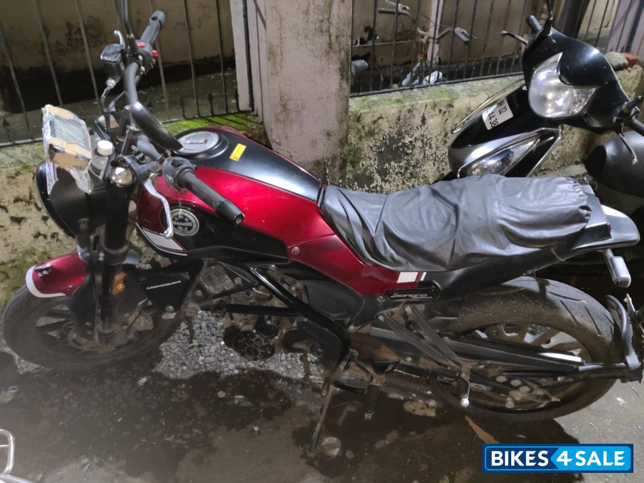 Benelli Leoncino 250