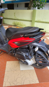 Aprilia SR 160 Std ABS