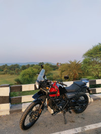 Rock Red Royal Enfield Himalayan 2021