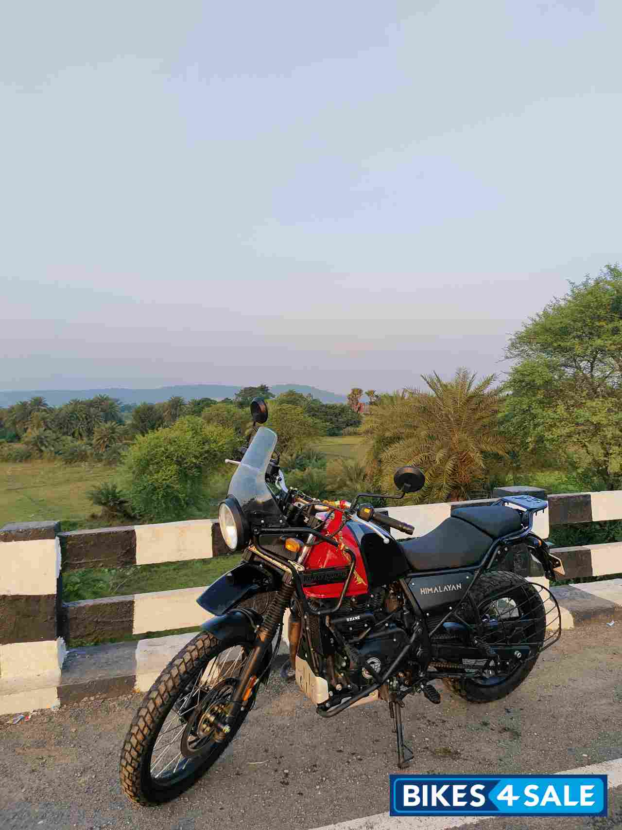 Rock Red Royal Enfield Himalayan 2021