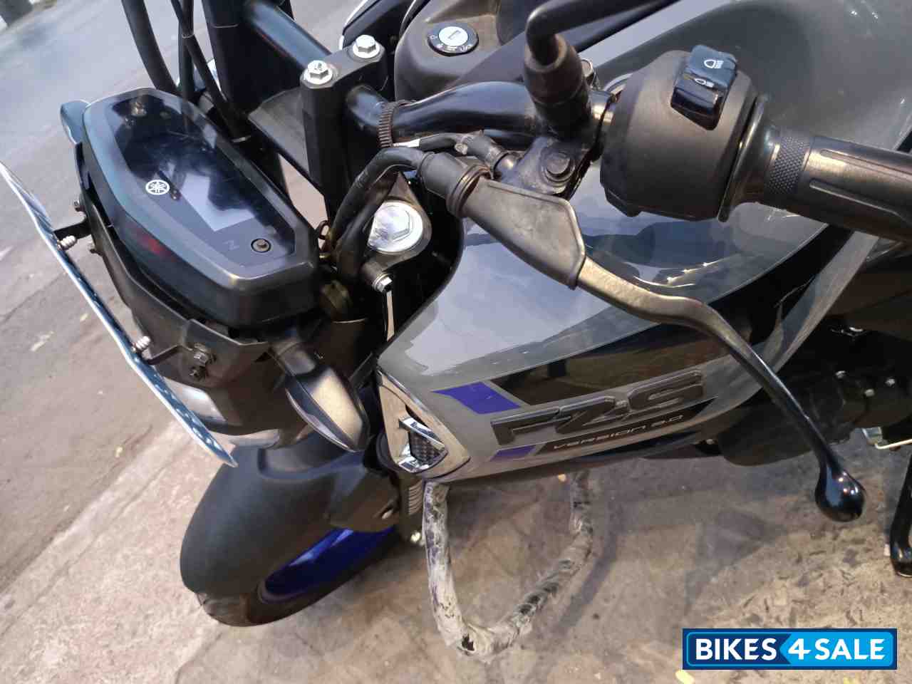 Grey Yamaha FZ-S FI V3 BS6