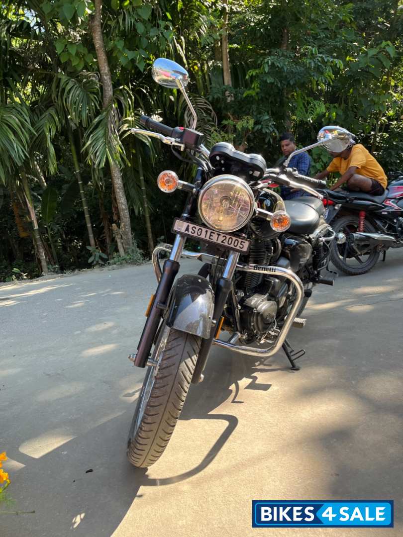 Benelli Imperiale 400 BS6