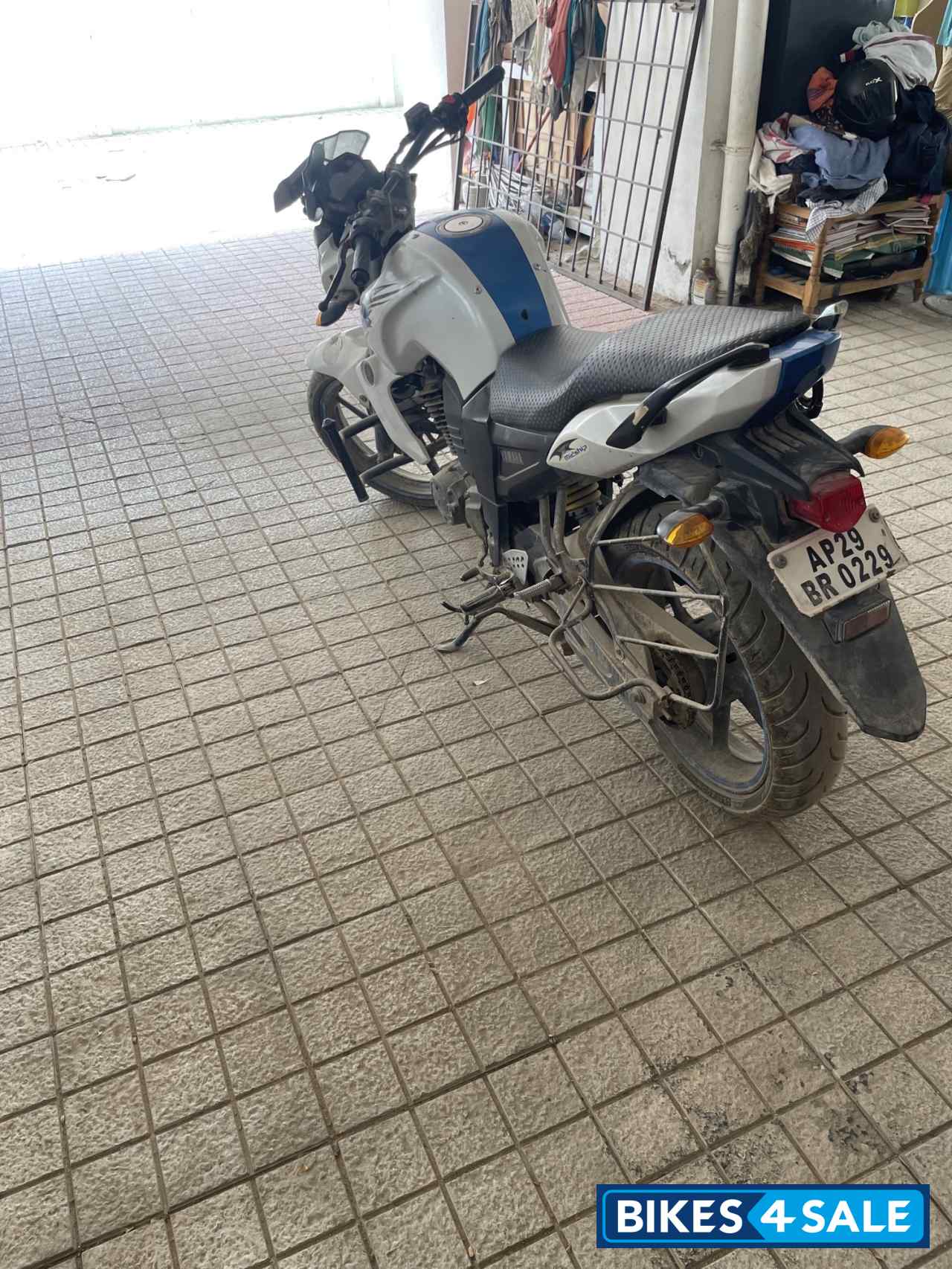 Yamaha FZ-S Yamaha FZ-S