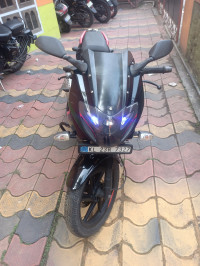 Bajaj Pulsar 180F Neon