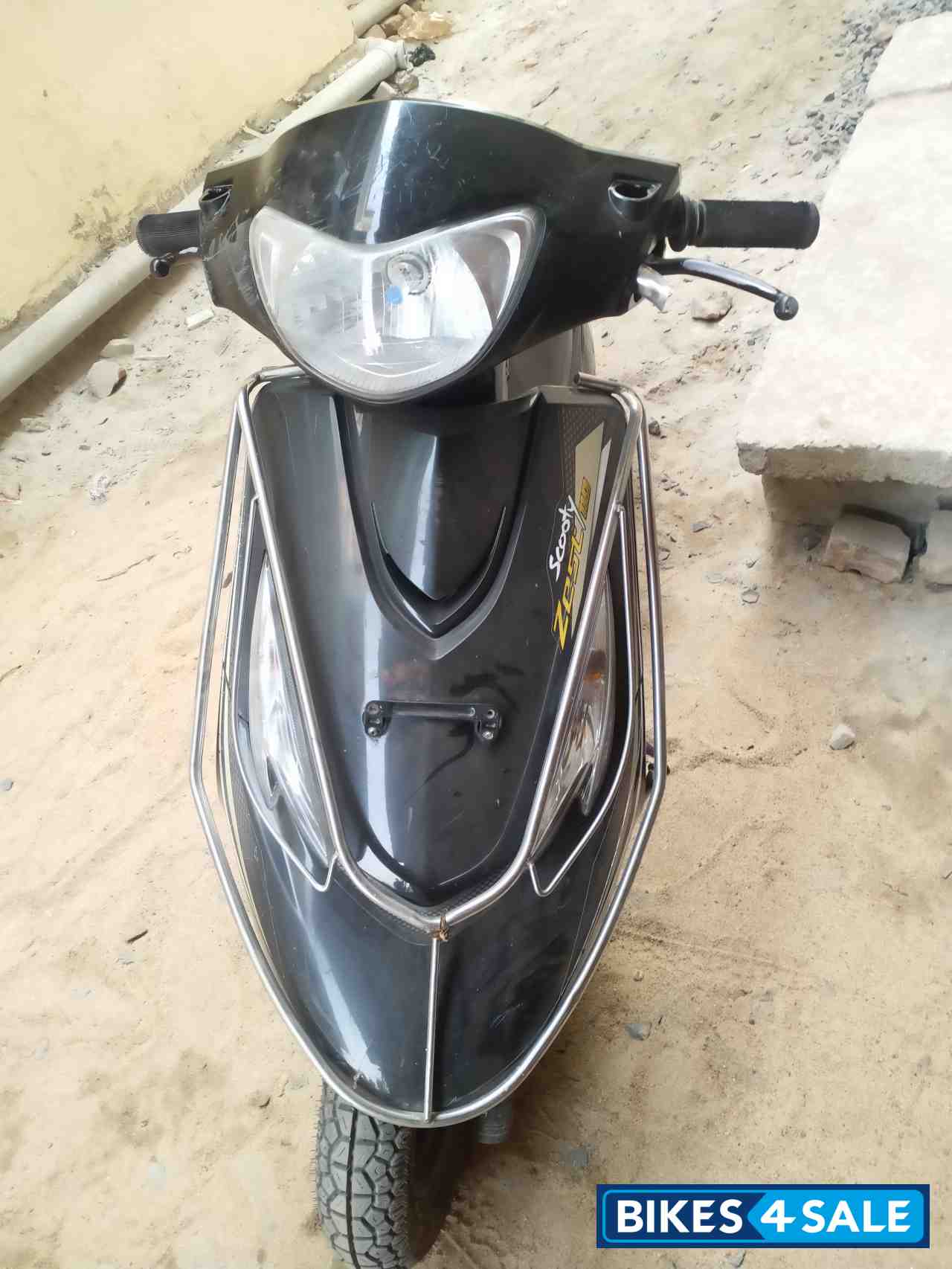 TVS Scooty Zest