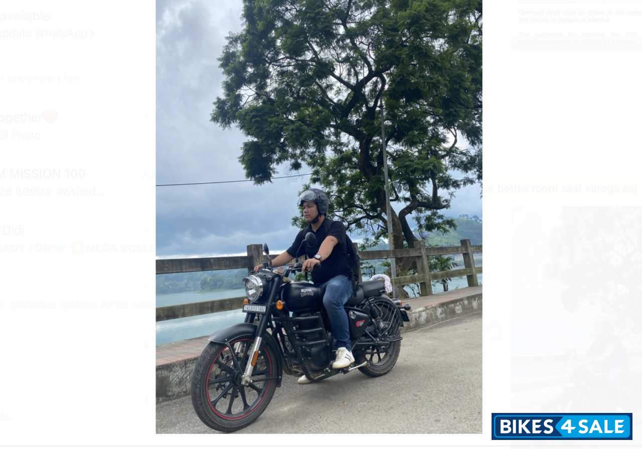 Royal Enfield Classic Stealth Black