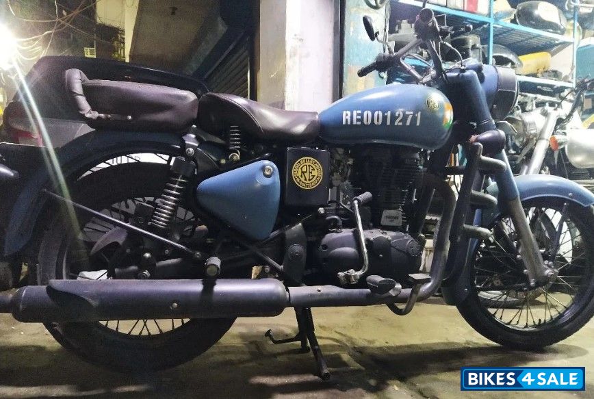 Royal Enfield Classic Signals Airborne Blue