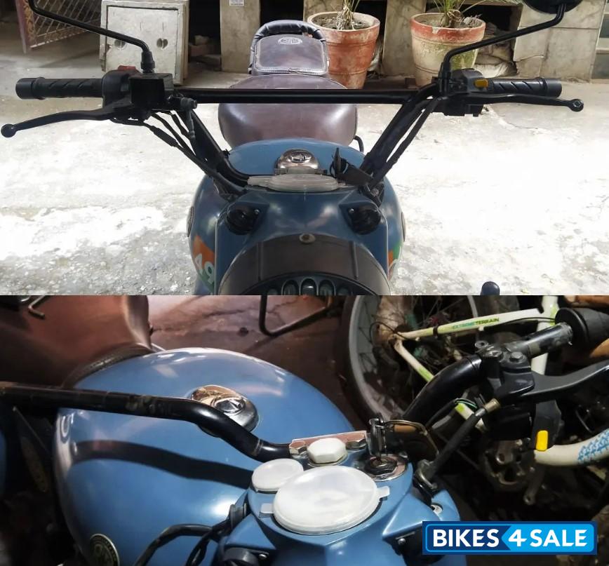 Royal Enfield Classic Signals Airborne Blue