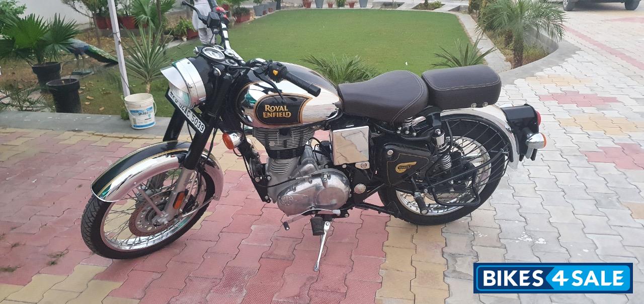 Chrome Black Royal Enfield Classic Chrome black