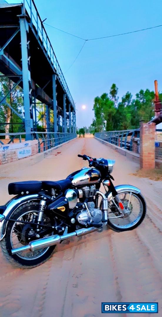 Chrome Black Royal Enfield Classic Chrome black