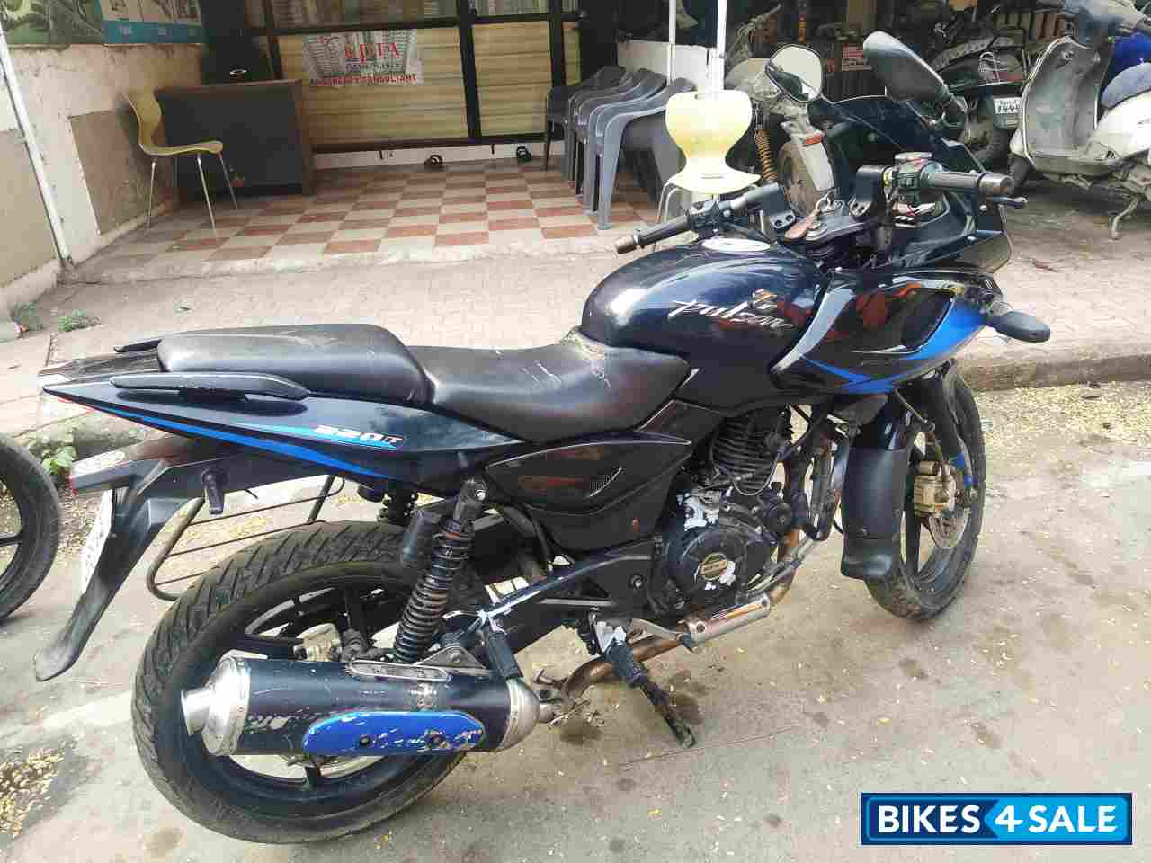 Bajaj Pulsar 220 DTSi