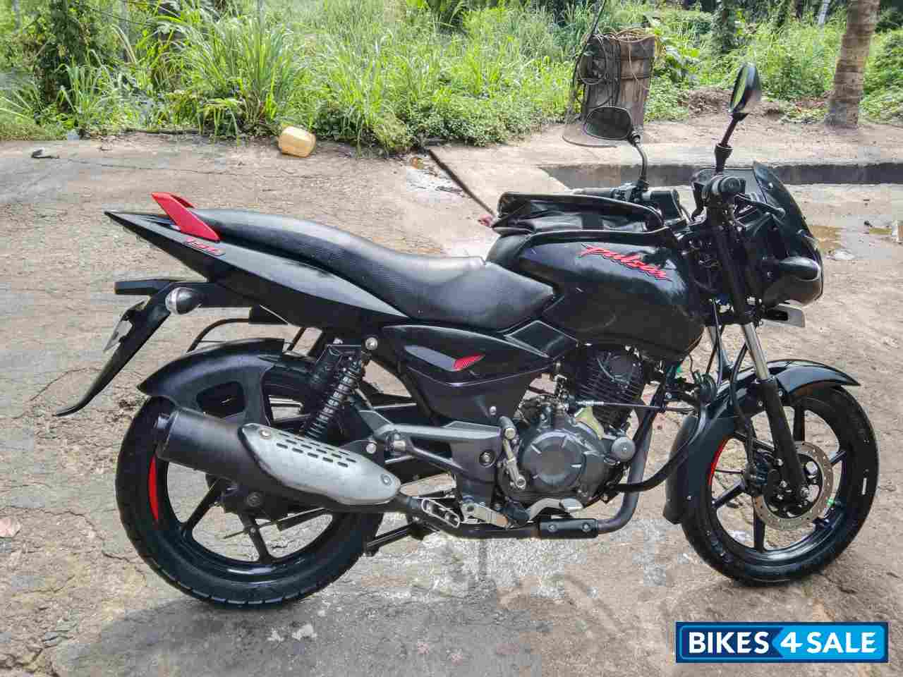 Bajaj Pulsar 150 Classic