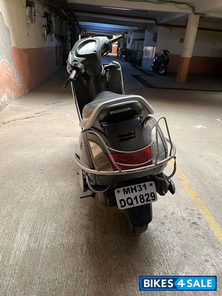 Grey Honda Activa